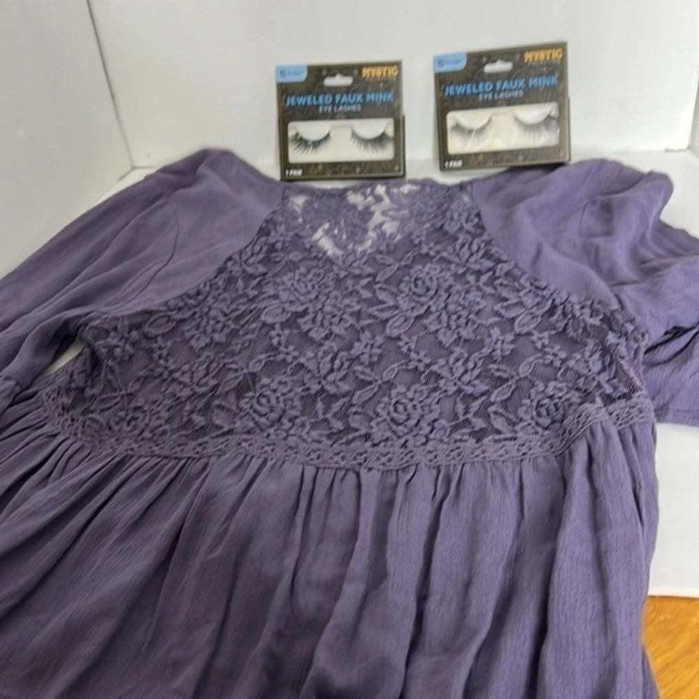 CLOUD CHASER WOMANS DARK LAVENDER BLOUSE SIZE MEDIUM AND MYSTIC EYELASHES